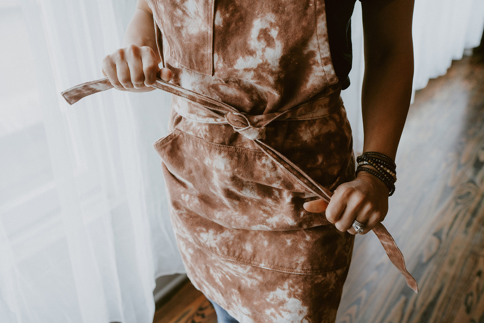 Rustic blast apron product shot