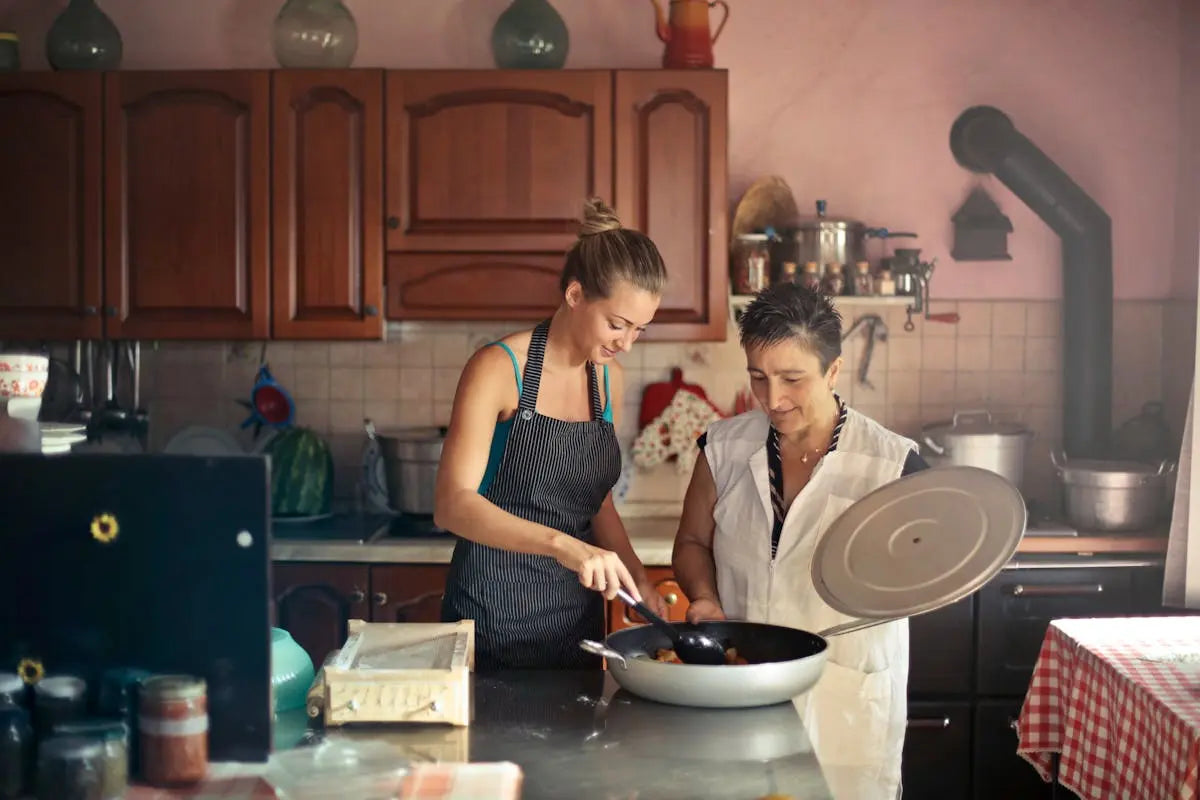 How to Choose the Best Grilling Apron for Your Service Industry Needs