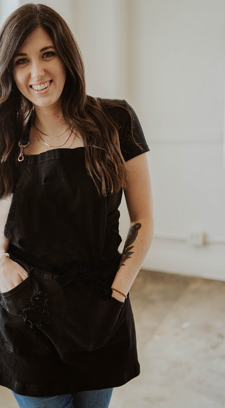 PURE BLACK DISTRESSED APRON